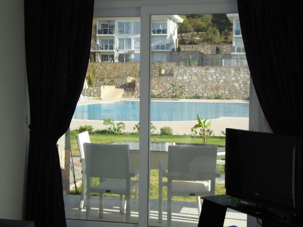 Orka Gardens Apartments 올루데니스 객실 사진