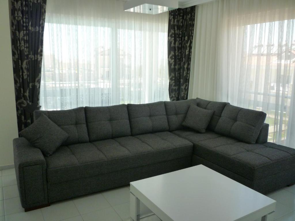 Orka Gardens Apartments 올루데니스 객실 사진