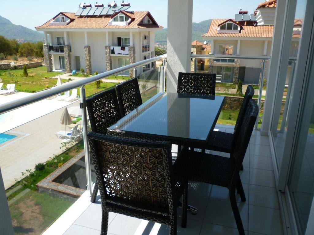Orka Gardens Apartments 올루데니스 객실 사진