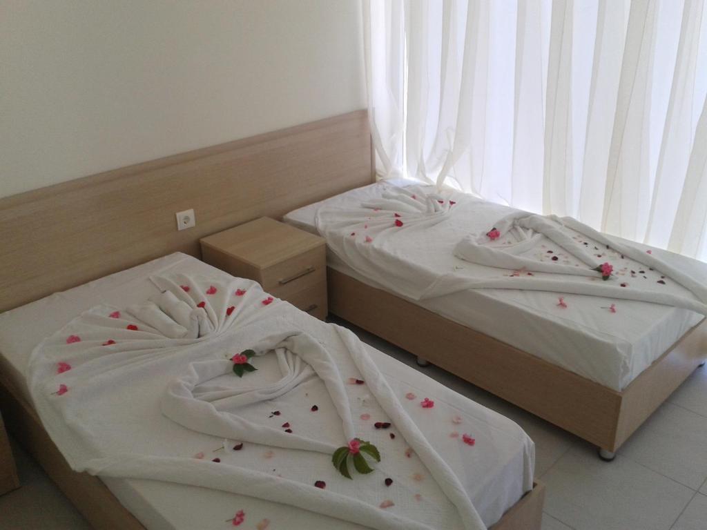 Orka Gardens Apartments 올루데니스 객실 사진