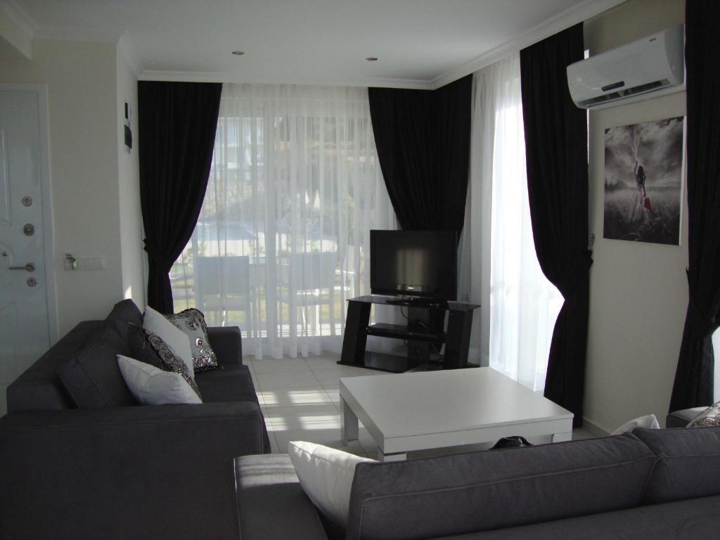 Orka Gardens Apartments 올루데니스 외부 사진