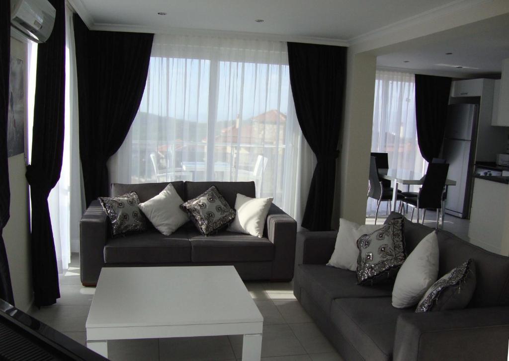 Orka Gardens Apartments 올루데니스 외부 사진